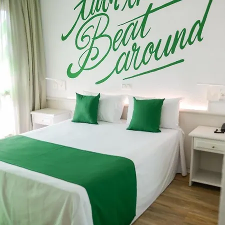 Lloret Vibe Affiliated By Fergus (adults Only) 4* Lloret de Mar