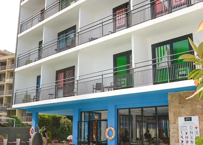 Lloret Vibe Affiliated By Fergus (adults Only) 滨海略雷特